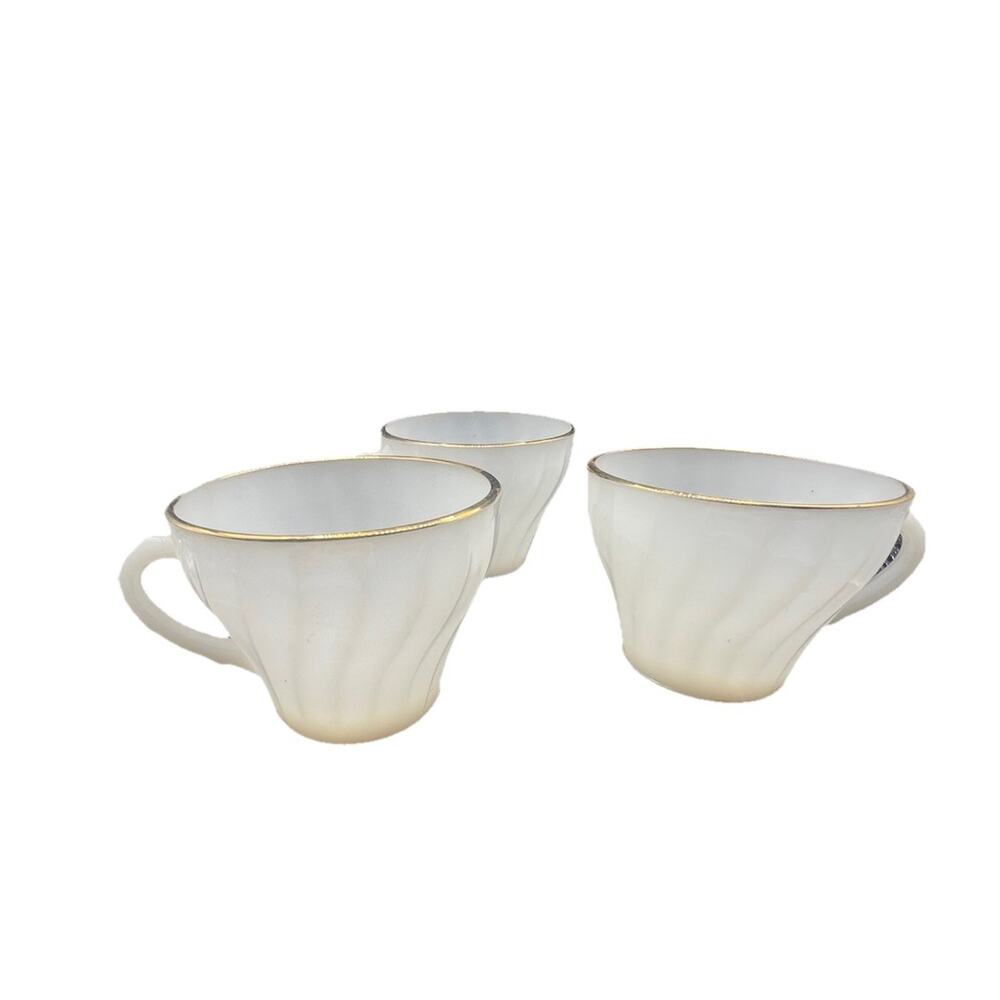 Vintage Anchor hocking Fire King Milk Glass Swirl Gold Rim Coffee/Tea Cups Set 3
